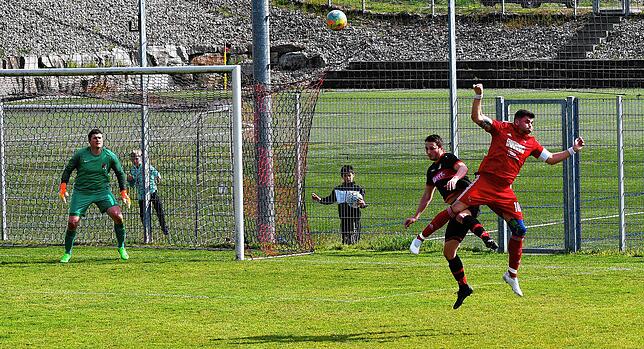 Bild 10: VfR Bad Bellingen fegt den FC Rot-Weiß Weilheim mit 9:0 vom Platz &ndash; und wir haben Bilder!