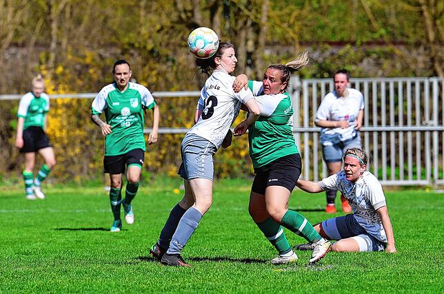 Bild 33: Unsere Bildergalerie der Bezirksliga-Partie zwischen Nordstern Radolfzell und der SG Sipplingen