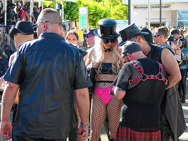 Bild 9: Das Torture Ship legt wieder ab: Die besten Bilder der BDSM- und Fetischfreunde am Bodensee