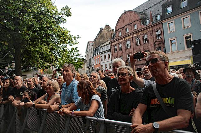 Bild 20: BAP beim Stimmenfestival 2025: Kölner Kultrocker heizen dem Publikum ein - das sind die Bilder