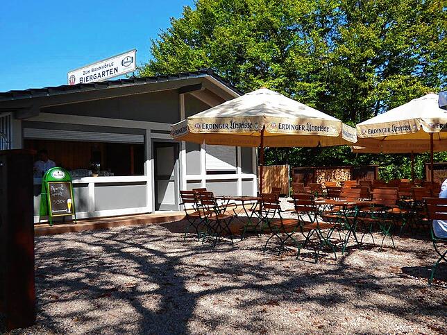 Zu einem gemütlichen Ausklang des Tages lädt der Biergarten beim „Bahnhöfle“ in Albbruck ein.