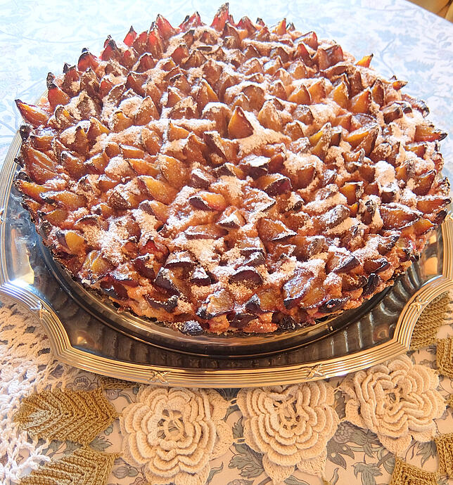 Bild 7: So lecker schmeckt der Herbst: Karin Gambin verrät ihr Zwetschgenwähe-Rezept