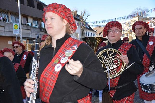 Bild 24: Bilder vom Narrentreffen der Urviecher-Zunft Bad Dürrheim: Großer Festumzug (4)
