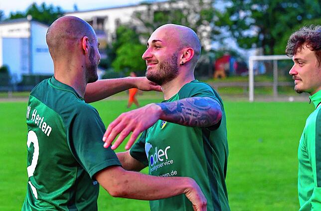 Bild 31: Remo Laisa verabschiedet sich beim SV Herten vom aktiven Fußball &ndash; und wir haben die Bilder!