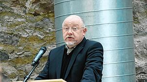 Professor Johannes Dillinger, Historiker und Autor von „Die Hexenverfolgung in Überlingen“. Hier sieht man ihn bei einer Rede im ...
