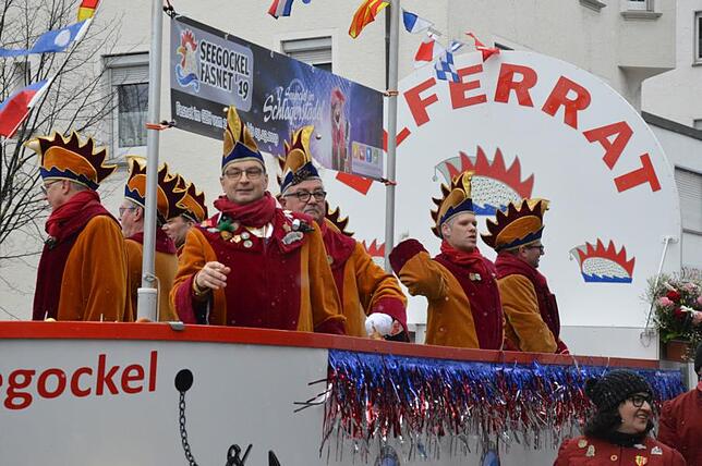 Bild 17: Bilder vom Narrensprung beim Ringtreffen des Alemannischen Narrenrings (Teil 1)