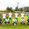 Die DJK-Verantwortlichen mit den Neuzugängen: Stehend von links: Spielausschussvorsitzender Thomas Wild, Fabian Müller, Denis Becker, ...