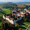 Altehrwürdige Umgebung: Seit 1920 ist Schloss Salem, der Stammsitz des Hauses Baden, Heimat der Schule Schloss Salem. Gegründet durch ...