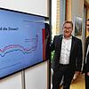 Steiler Kurs nach oben: Jens-Uwe Götsch (links), Geschäftsführer der städtischen Wohnbaugesellschaft Wobak, und sein Assistent Malte ...