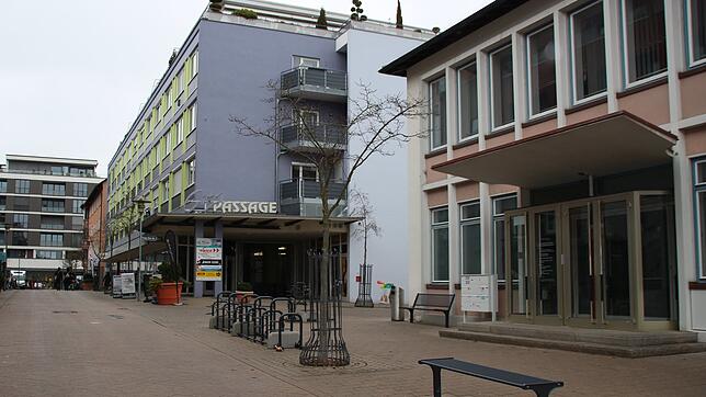 Jetzt soll es losgehen. Stadt startet Online-Befragung zur ehemalige Zollamt (vorne rechts).