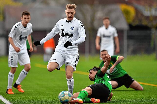 Bild 3: SV Herten besiegt die SF Schliengen mit 1:0 &ndash; und wir haben Bilder!