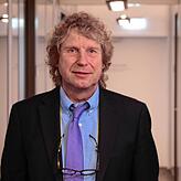 Bernd Raffelhüschen ist Professor für Finanzwissenschaft und Sozialpolitik an der Albert-Ludwigs-Universität Freiburg.