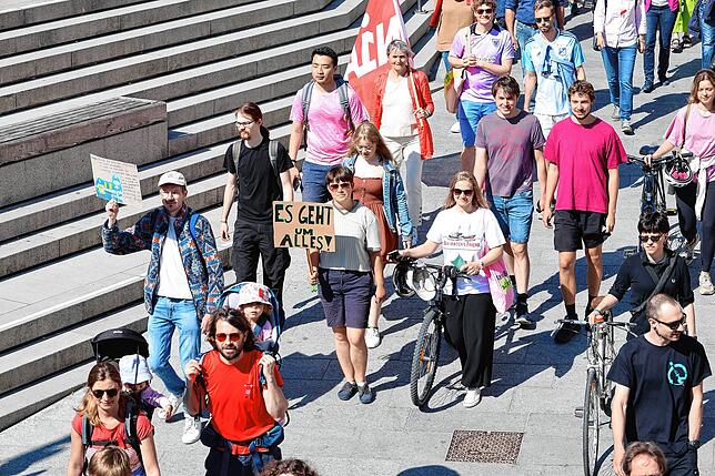 Bild 2: Gemeinsamer Protest am 1. Mai: So gingen Konstanzer und Kreuzlinger auf die Straße