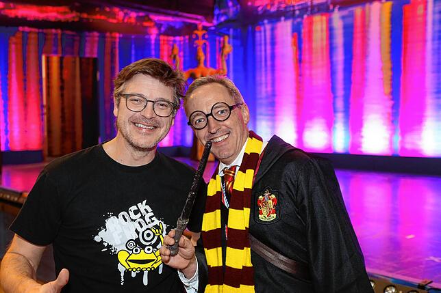 Bild 5: Narren und Mäschgerle strömen ins Konzil &ndash; Sie alle sind bei der SWR-Fernsehfasnacht dabei