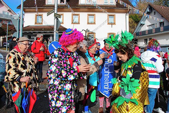Bild 23: Narrensamen zeigt sich am Kinder- und Familienumzug &ndash; Teil 1. Wir haben Bilder.