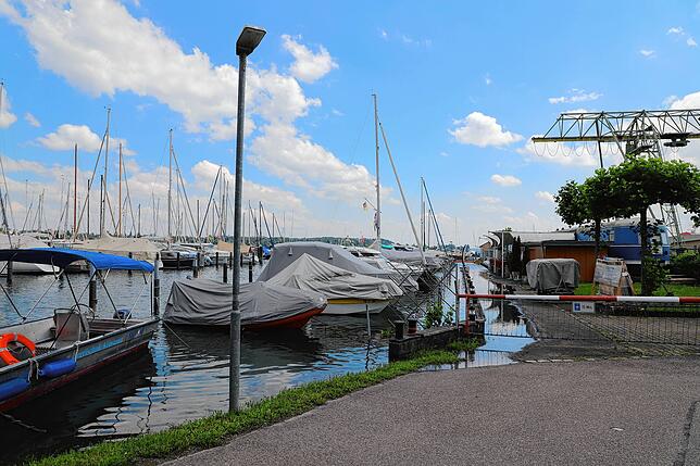 Bild 11: Hochwasser am Bodensee: Wasserstand vor Konstanz erneut über fünf Metern