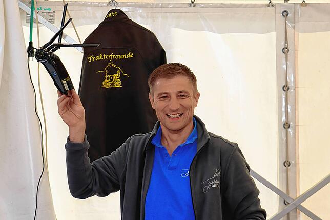 Bild 7: Zahlreiche Besucher beim Dorffest in Stahringen
