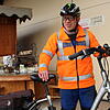 Johannes Eschbach mit seinem E-Bike. Jeden Morgen fährt er selbständig zur Arbeit und wieder nach Hause &ndash; ein echter Zugewinn an ...