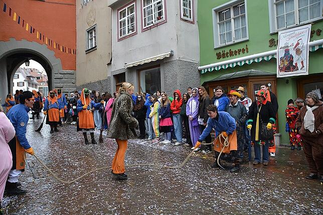 Bild 10: Meersburg im Fasnetsfieber: 1.800 Hästräger ziehen durch die Altstadt – Bilder!
