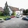 So sieht der Dorfplatz in Böhringen heute aus. Das Gebäude in der Mitte wird abgerissen und durch einen Neubau ersetzt.