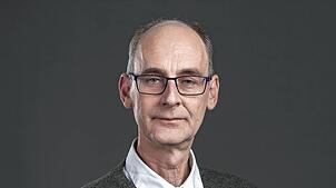 Tino Berthold wehrt sich gegen die Aussage von Oberbürgermeister Jürgen Roth, dass es einen intensiven Austausch zur Schul-Frage gegeben ...