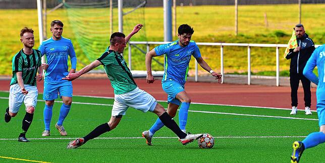 Bild 12: FC Zell fegt den SV Buch mit 7:1 vom Platz &ndash; und wir haben Bilder!