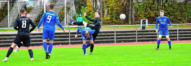 Bild 6: TuS Efringen-Kirchen siegt 2:1 bei der SG FC Wehr/Brennet &ndash; und wir haben Bilder!