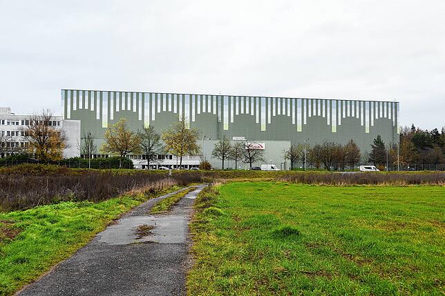 Außenansicht des Takeda-Werks in Singen. Hier wird Impfstoff gegen das Dengue-Fieber hergestellt.