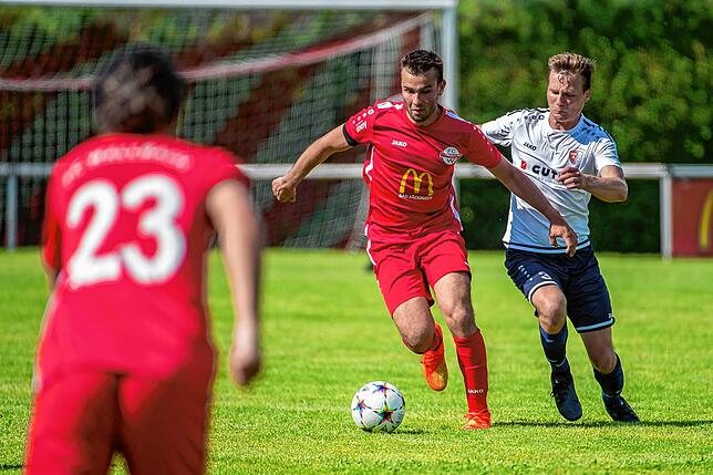 Bild 3: FC Schlüchttal gewinnt beim FC Wallbach mit 4:2 &ndash; und wir haben Bilder!