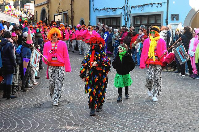 Bild 31: Meersburger Fasnacht: Die schönsten Bilder vom Kärrelerennen 2025
