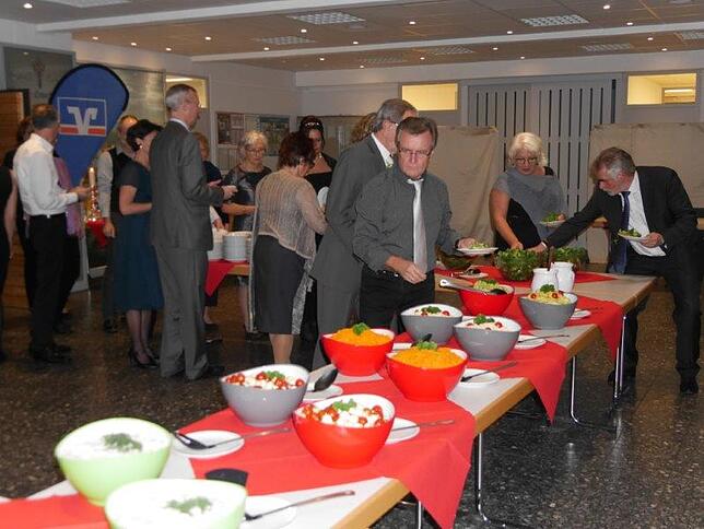 Bild 15: Bilderstory: Neujahrsball in der Wallbacher Flößerhalle