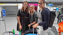 Larissa Bickel, Valentina Konzett und Sarah Felber haben die Brände hautnah erlebt.
