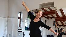 Tanztherapeutin Jasmin Schneider in ihrem Studio in Konstanz.