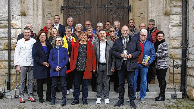 Sie sind auch bei der Vesperkirche 2023 wieder dabei: Das Team aus Sponsoren, Unterstützern und Helfern hofft nach einem ersten Treffen ...