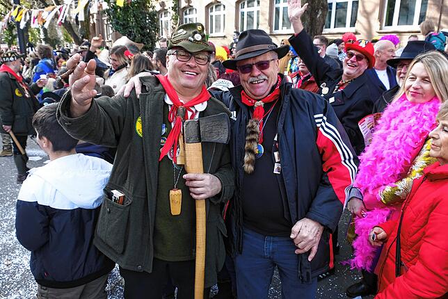 Bild 9: Bilder vom großen Fasnet Samschdig-Umzug der Poppele-Zunft (2)