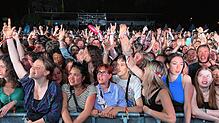 (Archivbild) Mitten drin statt nur dabei: 2022 war die Lebensfreude beim Campus-Festival enorm. Wer als Festival-Reporter des SÜDKURIER ...