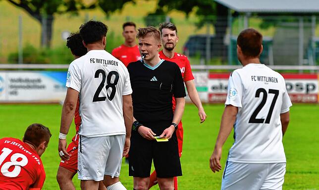 Bild 8: SV Jestetten holt nur ein 2:2 gegen den FC Wittlingen &ndash; und wir haben Bilder!