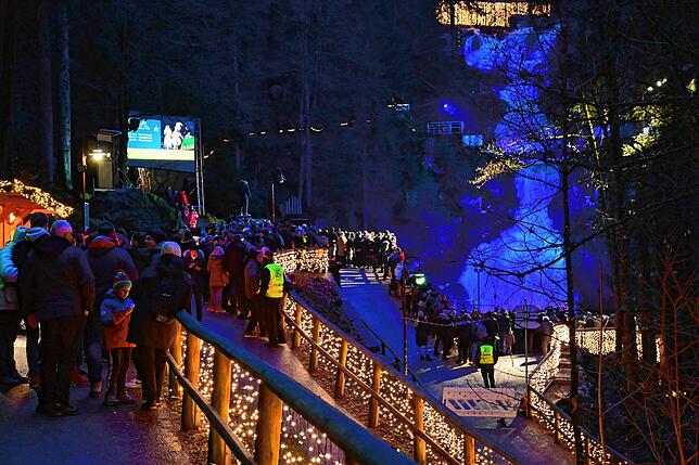 Bild 12: Von rockig bis nostalgisch &ndash; das war los auf dem Triberger Weihnachtszauber