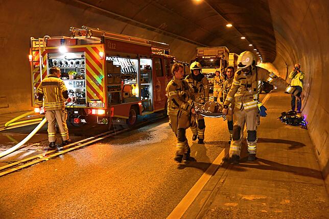 Bild 4: Große Feuerwehrübung in Tiengen – Die besten Bilder