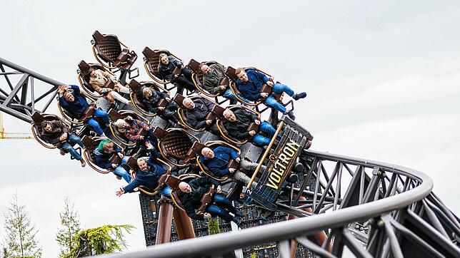 Die Achterbahn “Voltron Nevera powered by Rimac„, so der komplette Name, steht im neu errichteten kroatischen Themenbereich.