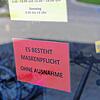Gut sichtbare und deutlich formulierte Schilder erinnern an die auch in der Radl-Ecke in Friedrichshafen gültigen Regeln.