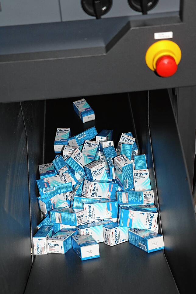 Bild 4: In Sekunden aus dem Lager an der Kasse: So arbeitet des Apothekers Wundermaschine