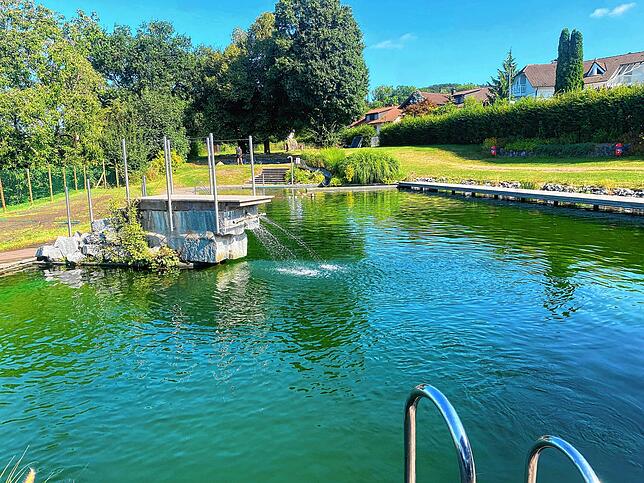 Das Naturbad Leustetten bietet volljährigen Mitgliedern unter Haftungsausschluss die Möglichkeit, außerhalb der regulären Öffnungszeiten ...