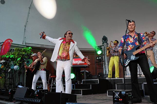 Bild 14: Seenachtfest 2024: Im Stadtgarten spielt nicht nur die Musik, sondern spielen auch die Kinder