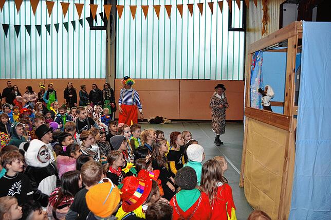 Bild 18: Fasnacht in Leimbach: Grundschüler befreit! Die schönsten Bilder der Narrenaktion im Überblick