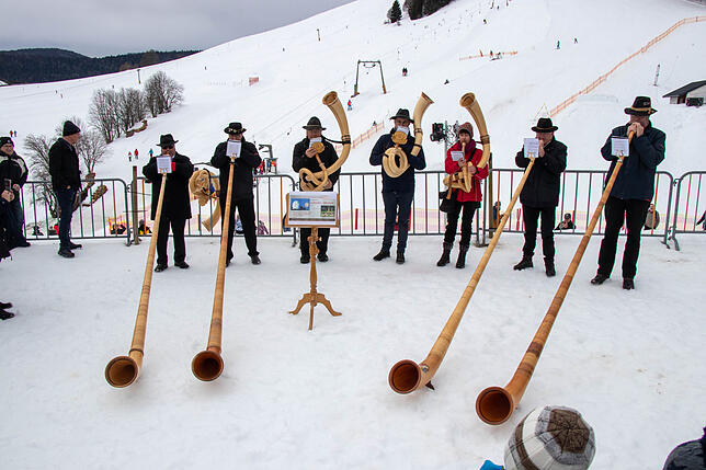 Bild 4: Eiskalte Kunst entsteht beim dritten Schneeskulpturenfestival in Bernau
