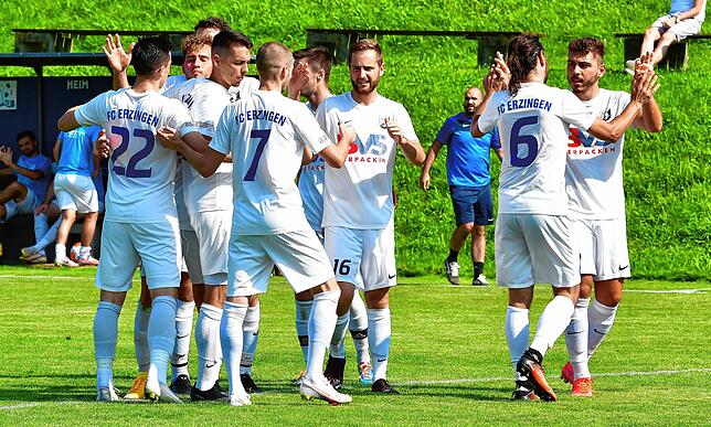Bild 1: FC Erzingen bezwingt den FC Wallbach deutlich &ndash; und wir haben die Bilder!