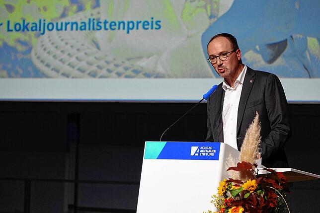 Begrüßt zum Festakt zur Verleihung des Deutschen Lokaljournalistenpreises: Der Konstanzer Oberbürgermeister Uli Burchardt.