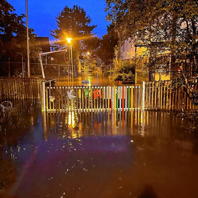 Im Sommer drohte die Überflutung des Kindergartens in Schlatt. Auch dort war Stefan Schüttler gefordert.