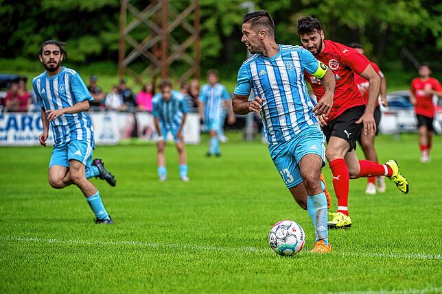 Bild 7: SV Obersäckingen gewinnt Pokal-Derby gegen FC 08 Bad Säckingen mit 5:2 &ndash; wir haben Bilder!